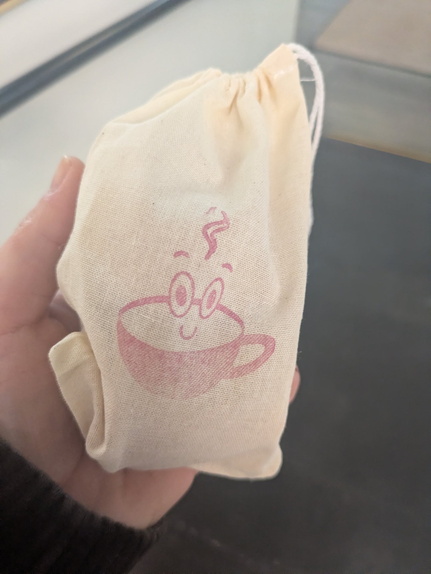 2 votive pouch