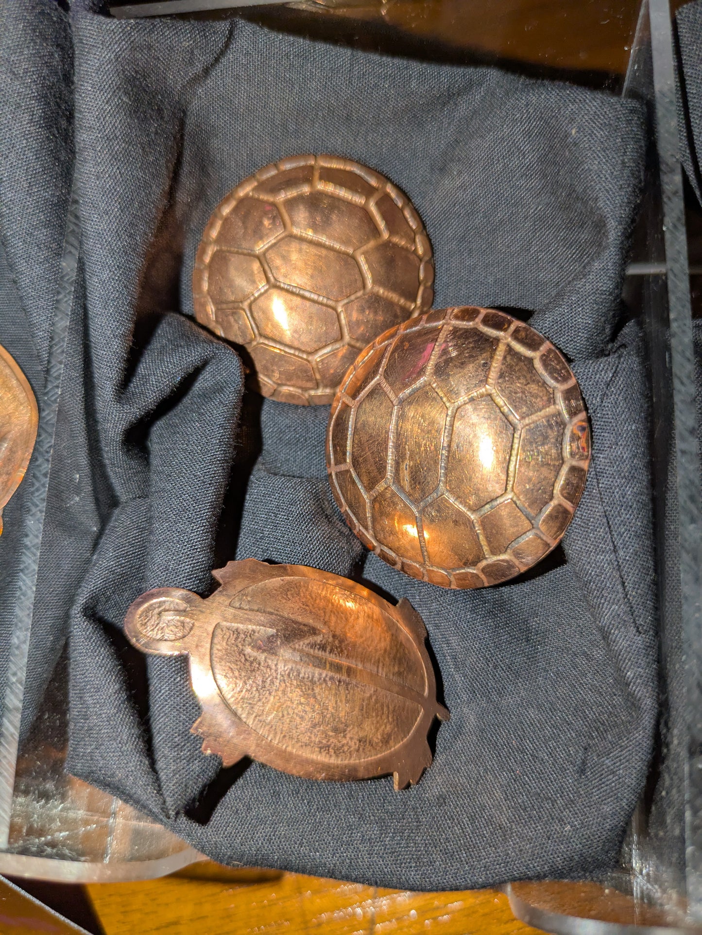 ??? Pins with no pins?