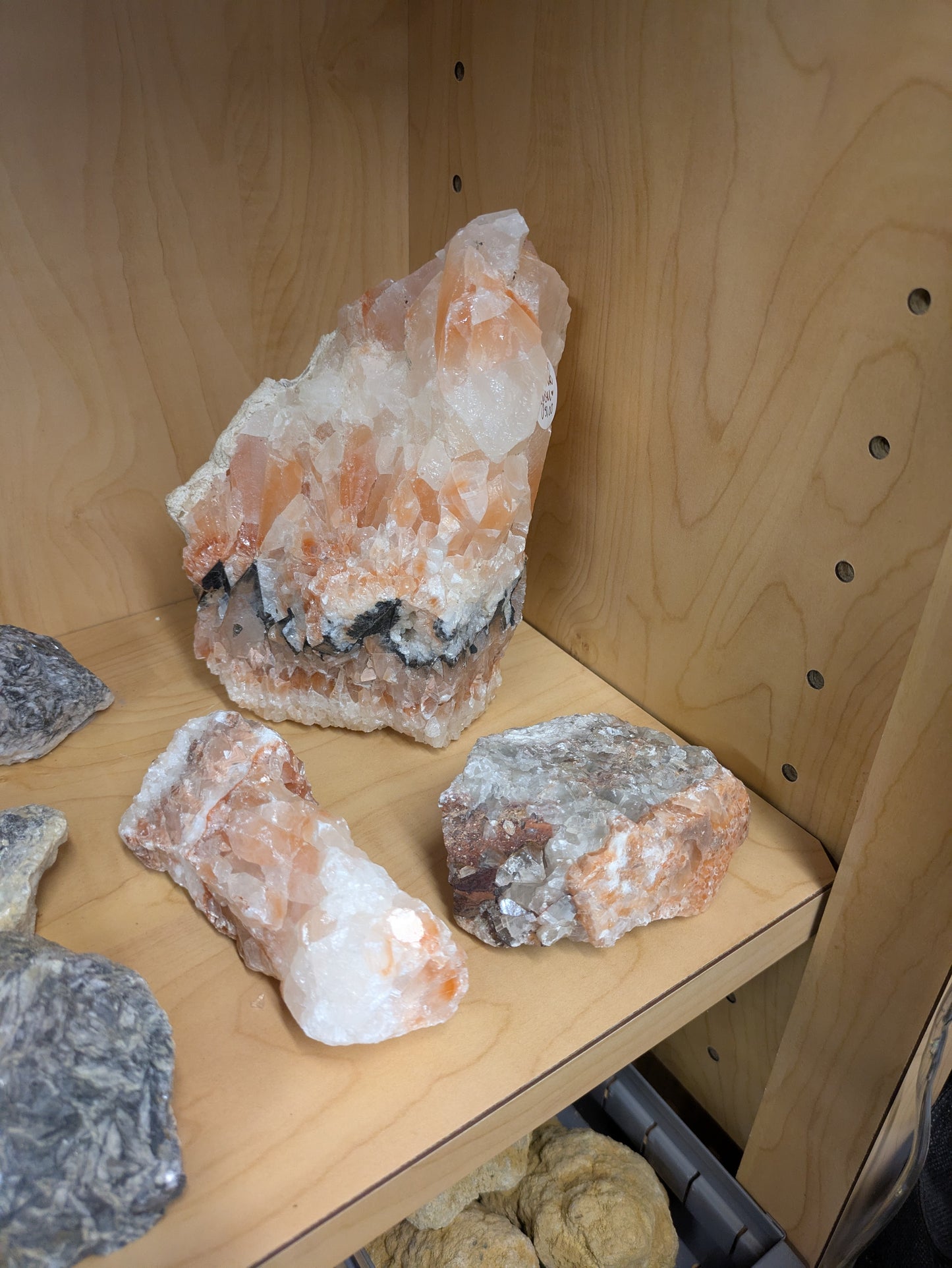 Red calcite