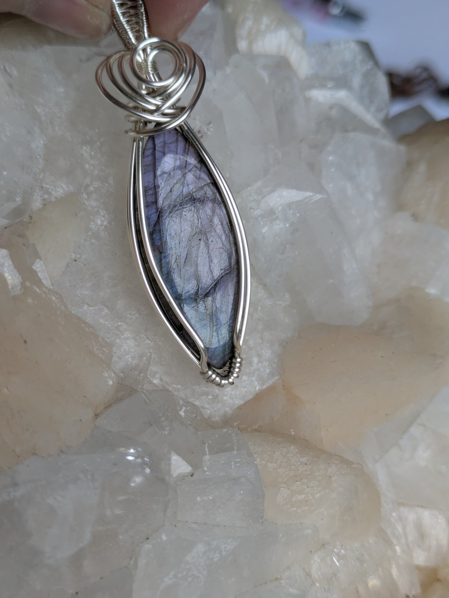 Medium pendant